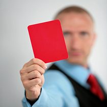 Abmahnung mit roter Karte