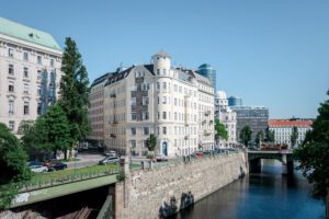 ARS Akademie_Außenansicht_(c)KiTO_photography