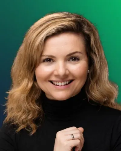 Melanie Adam-Fischer, bold position